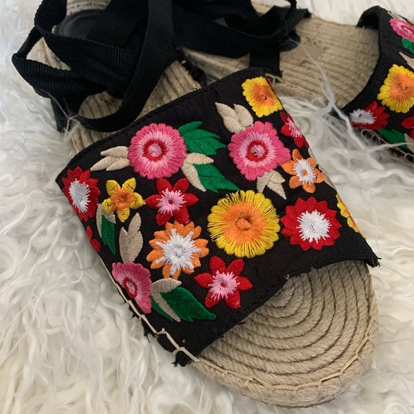 ASOS embroidered boho ankle strap espadrilles EEE - Picture 3 of 5